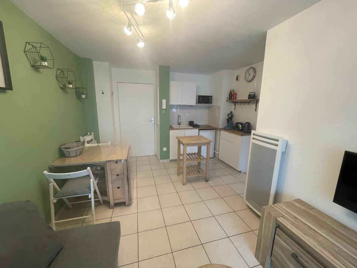 Charmant Appartement Cosy Sur Sete Proche De Toutes Commodites, Parking Prive Екстер'єр фото